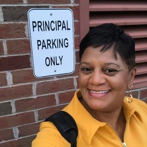 Meet your Posher, Deborah